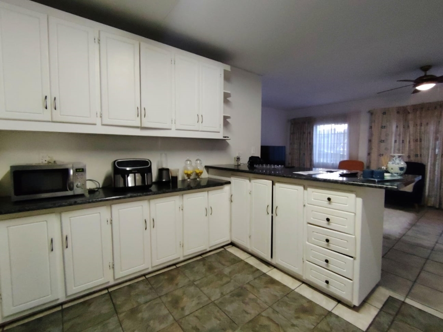 3 Bedroom Property for Sale in Baysvalley Free State